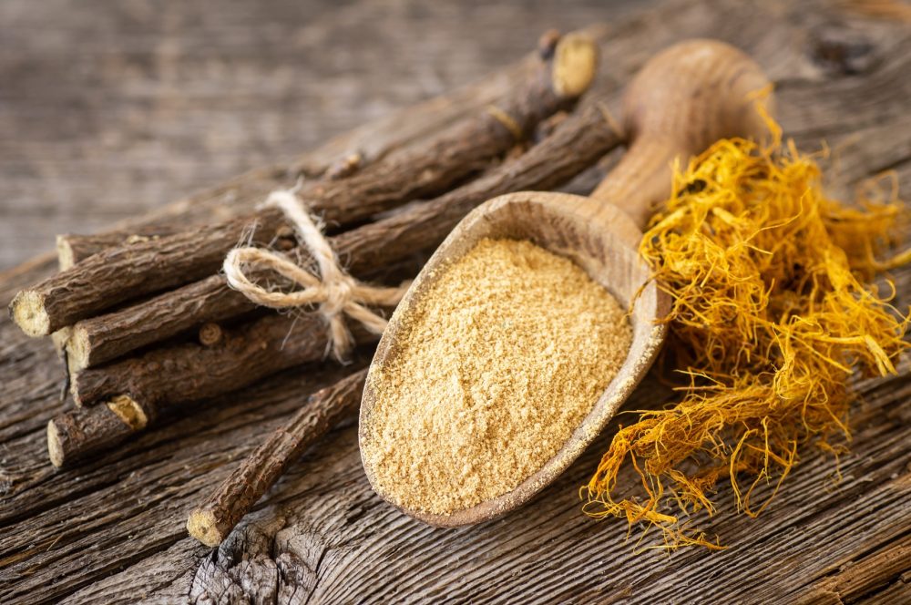 Liquorice root and powder (Glycyrrhiza glabra)